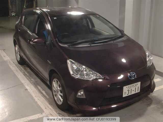 toyota aqua 2014 -TOYOTA 【八王子 530ﾋ3111】--AQUA NHP10--2352213---TOYOTA 【八王子 530ﾋ3111】--AQUA NHP10--2352213- image 1