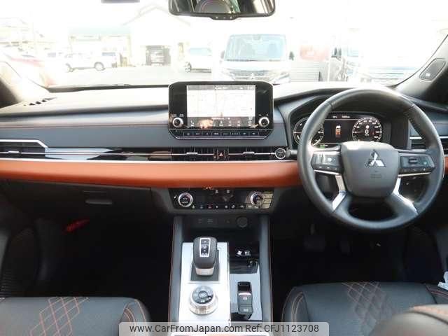 mitsubishi outlander-phev 2022 quick_quick_5LA-GN0W_GN0W-0103697 image 2