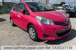 toyota vitz 2013 -TOYOTA--Vitz KSP130--KSP130-2097917---TOYOTA--Vitz KSP130--KSP130-2097917-