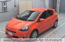 toyota aqua 2013 -TOYOTA--AQUA NHP10-2274909---TOYOTA--AQUA NHP10-2274909-