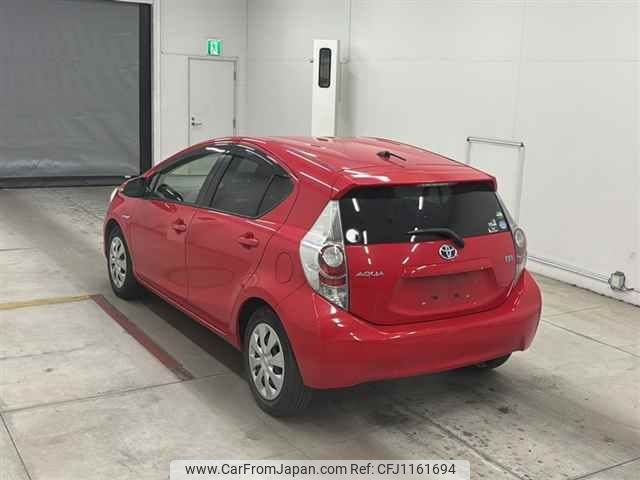 toyota aqua 2013 -TOYOTA--AQUA NHP10-6230349---TOYOTA--AQUA NHP10-6230349- image 2