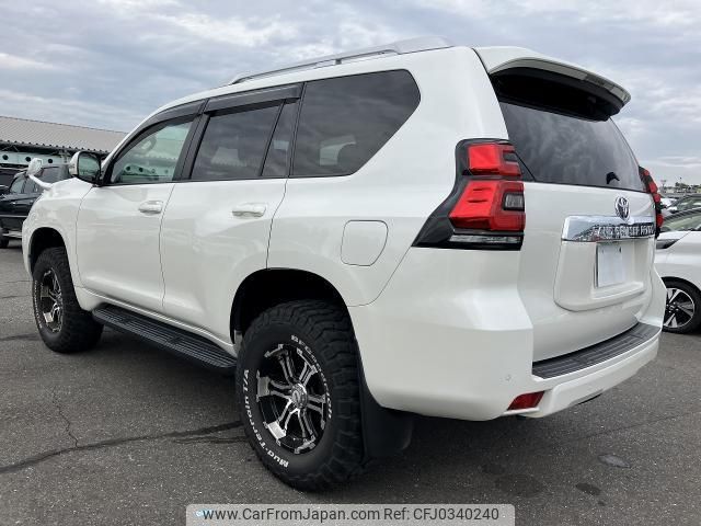 toyota land-cruiser-prado 2018 quick_quick_LDA-GDJ150W_GDJ150-0024123 image 2