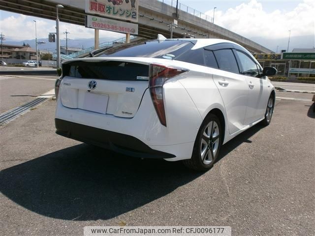 toyota prius 2016 -TOYOTA 【名変中 】--Prius ZVW55--8021996---TOYOTA 【名変中 】--Prius ZVW55--8021996- image 2