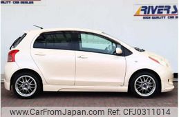 toyota vitz 2005 TE3421