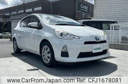 toyota aqua 2012 CFJ1678081