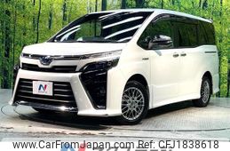 toyota voxy 2018 CFJ1838618