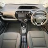 toyota aqua 2018 CFJ1655668 image 2