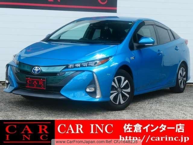 toyota prius-phv 2019 CFJ1648235 image 1