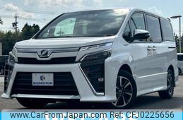 toyota voxy 2018 quick_quick_DBA-ZRR80W_ZRR80-0416384