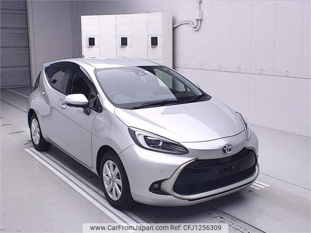 toyota aqua 2022 CFJ1256309 image 1