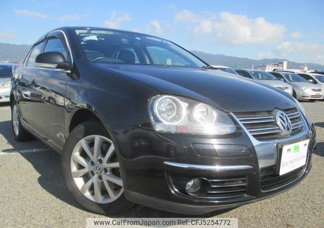 volkswagen jetta 2010 REALMOTOR_RK2020100066M-17 image 1