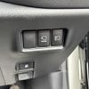 toyota c-hr 2020 -TOYOTA--C-HR 6AA-ZYX11--ZYX11-2028223---TOYOTA--C-HR 6AA-ZYX11--ZYX11-2028223- image 27