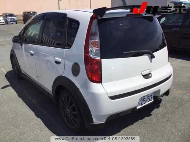 mitsubishi colt 2011 CFJ1592689 image 2