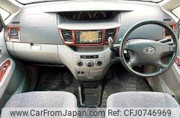 toyota noah 2002 504928-927913