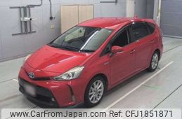 toyota prius-α 2014 CFJ1851871