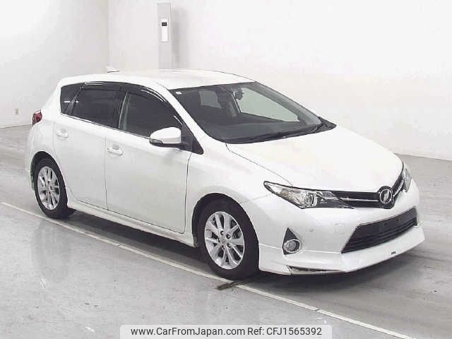 toyota auris 2015 CFJ1565392 image 1