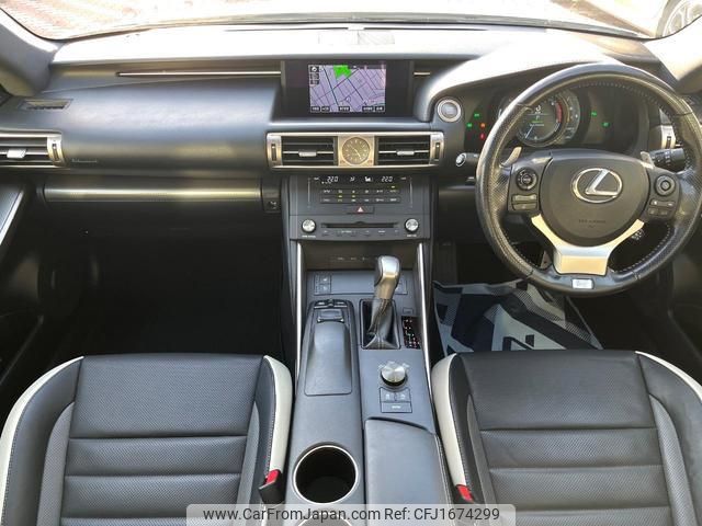 lexus is 2016 CFJ1674299 image 2