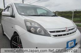 toyota isis 2011 CFJ1807248