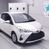 toyota vitz 2018 CFJ1536772 image 1
