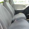 toyota vitz 2006 3282185-Y2025070084A-12 image 9