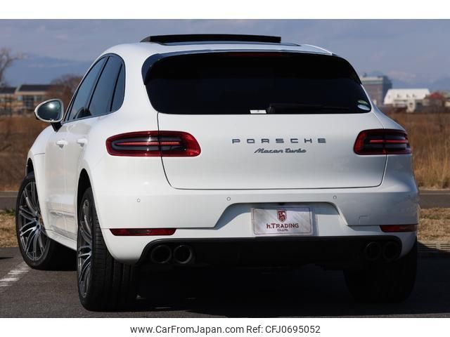 porsche macan 2016 quick_quick_95BCTL_WP1ZZZ95ZHLB70903 image 2