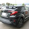 toyota c-hr 2017 -TOYOTA--C-HR DAA-ZYX10--ZYX10-2065435---TOYOTA--C-HR DAA-ZYX10--ZYX10-2065435- image 2