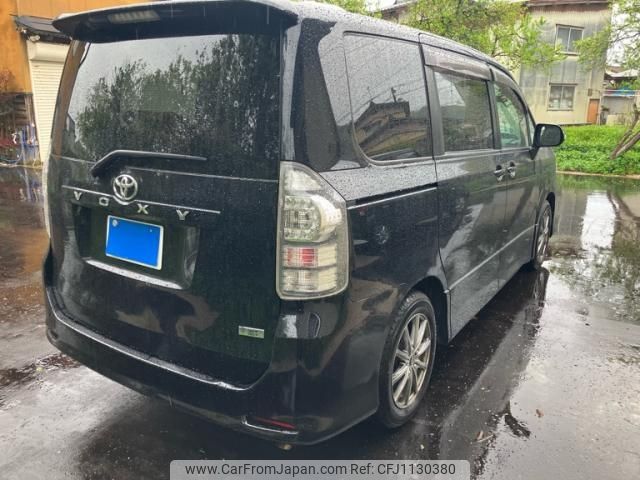 toyota voxy 2010 -TOYOTA--Voxy DBA-ZRR70W--ZRR70-0358347---TOYOTA--Voxy DBA-ZRR70W--ZRR70-0358347- image 2