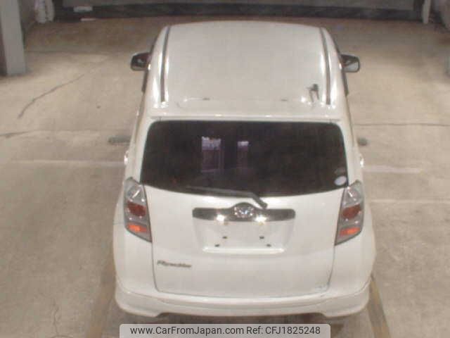 toyota ractis 2010 CFJ1825248 image 1