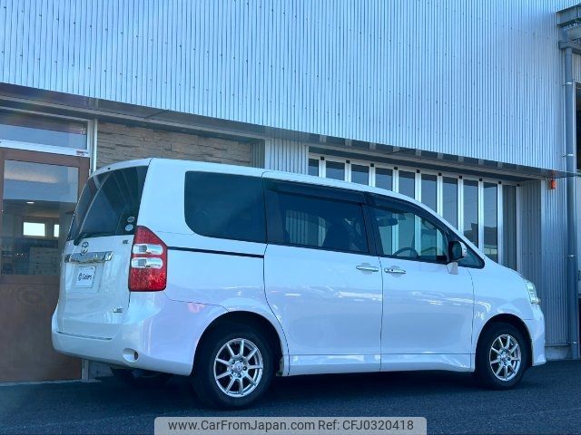 toyota noah 2011 -TOYOTA--Noah ZRR70G--0439419---TOYOTA--Noah ZRR70G--0439419- image 2