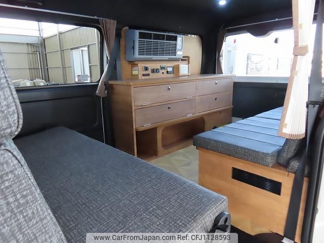 toyota hiace-van 2021 GOO_JP_700040301030250507002 image 2