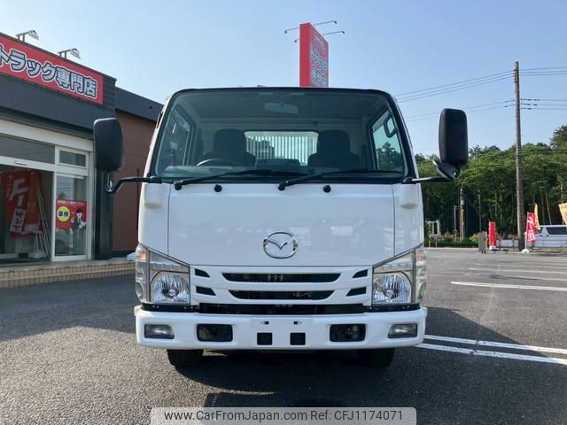 mazda titan 2020 GOO_NET_EXCHANGE_0401987A30250520W003 image 2