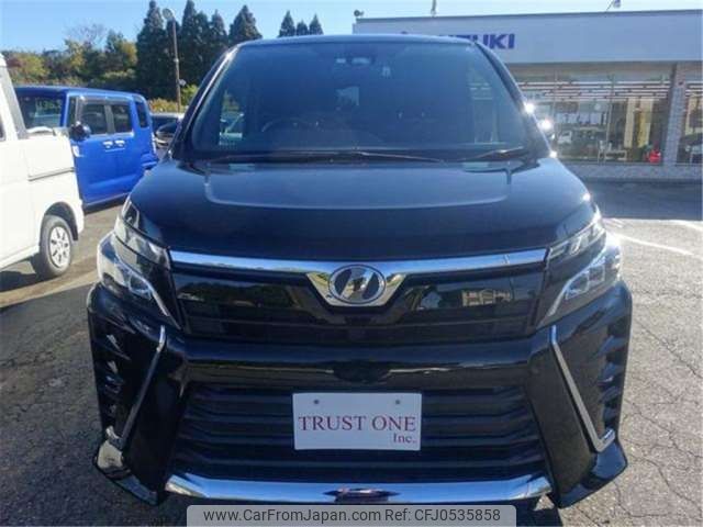 toyota voxy 2017 -TOYOTA--Voxy DBA-ZRR80W--ZRR80-0371195---TOYOTA--Voxy DBA-ZRR80W--ZRR80-0371195- image 2