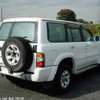 nissan safari 2000 29220 image 4