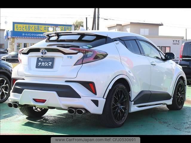 toyota c-hr 2018 quick_quick_DAA-ZYX10_ZYX10-2114282 image 2