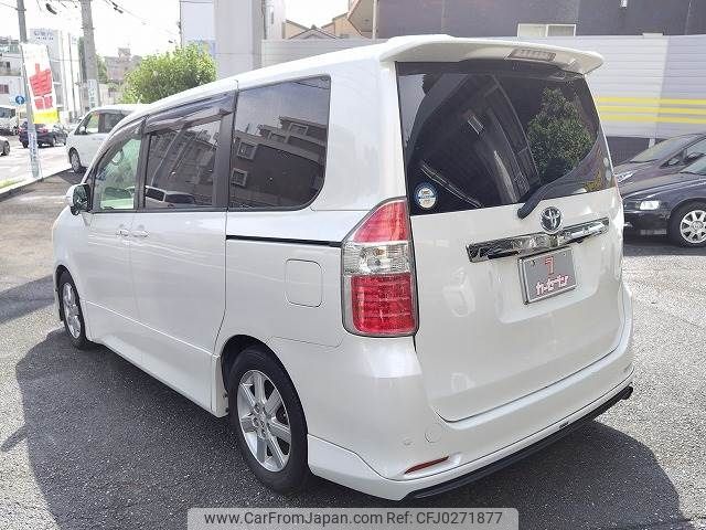 toyota noah 2010 -TOYOTA--Noah DBA-ZRR70W--ZRR70-0300557---TOYOTA--Noah DBA-ZRR70W--ZRR70-0300557- image 2