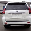 toyota land-cruiser-prado 2021 24432308 image 4