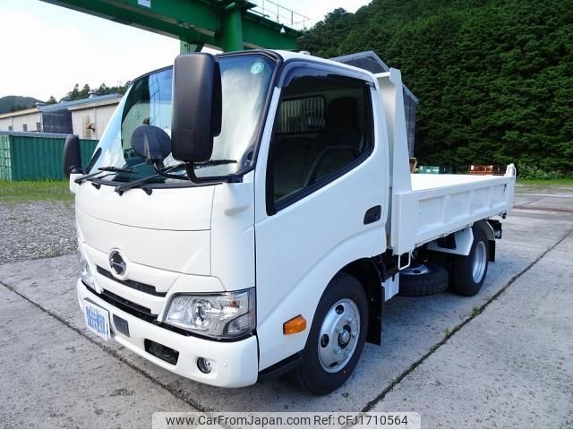 hino dutro 2025 CFJ1710564 image 2