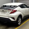 toyota c-hr 2017 quick_quick_DAA-ZYX10_ZYX10-2027167 image 13