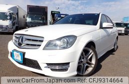 mercedes-benz c-class 2013 REALMOTOR_N2023100162F-24