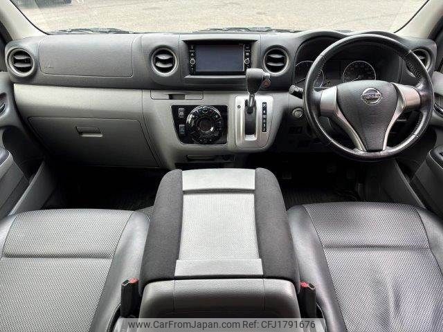nissan nv350-caravan 2018 CFJ1791676 image 2
