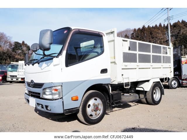 hino dutro 2015 GOO_NET_EXCHANGE_0403477A30250121W003 image 1