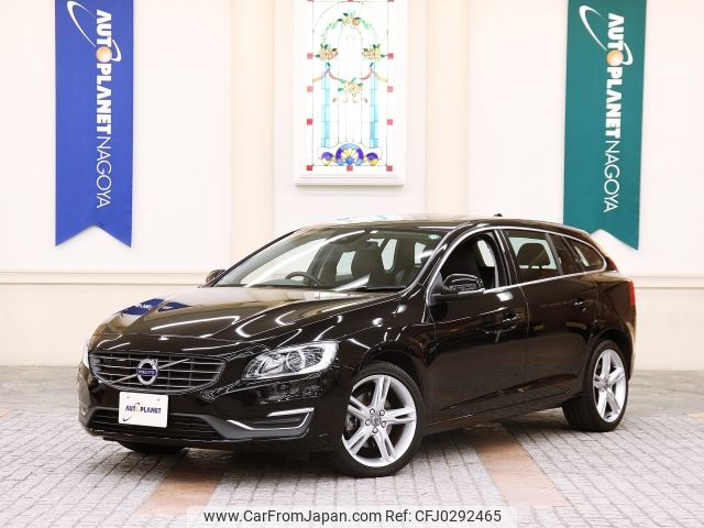 volvo v60 2018 -VOLVO--Volvo V60 LDA-FD4204T--YV1FWA8RDJ2405576---VOLVO--Volvo V60 LDA-FD4204T--YV1FWA8RDJ2405576- image 1