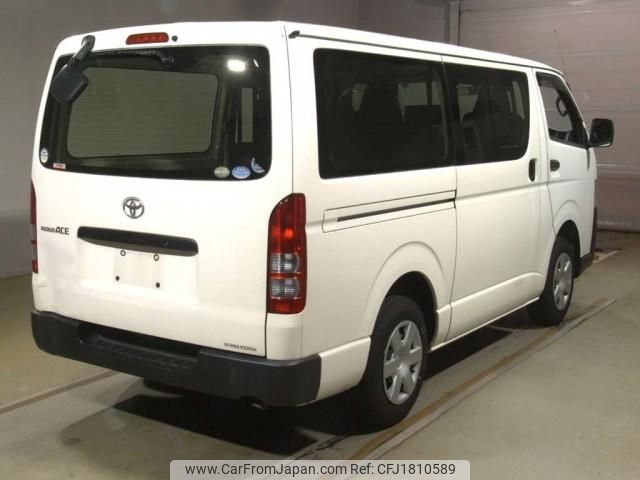 toyota regiusace-van 2016 CFJ1810589 image 2