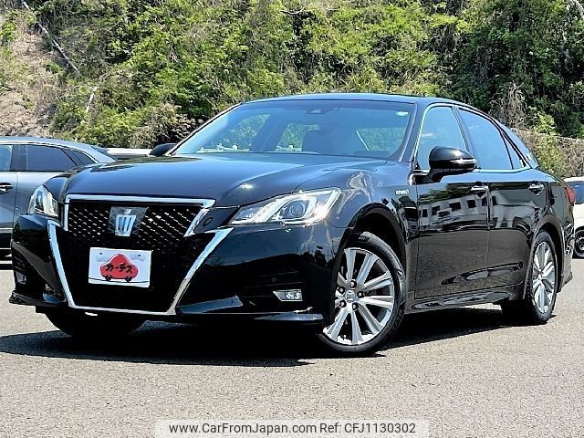 toyota crown 2017 -TOYOTA--Crown DAA-AWS211--AWS211-6010111---TOYOTA--Crown DAA-AWS211--AWS211-6010111- image 1