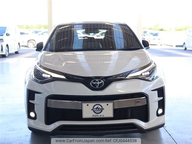 toyota c-hr 2019 -TOYOTA--C-HR 3BA-NGX10--NGX10-2013744---TOYOTA--C-HR 3BA-NGX10--NGX10-2013744- image 2