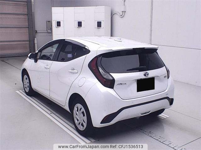 toyota aqua 2023 CFJ1536513 image 2