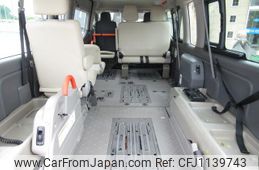 nissan nv350-caravan-van 2013 GOO_JP_700056043930250512002
