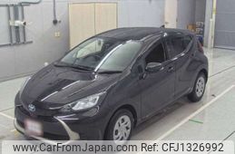 toyota aqua 2023 -TOYOTA--AQUA 6AA-MXPK11--MXPK11-2111557---TOYOTA--AQUA 6AA-MXPK11--MXPK11-2111557-