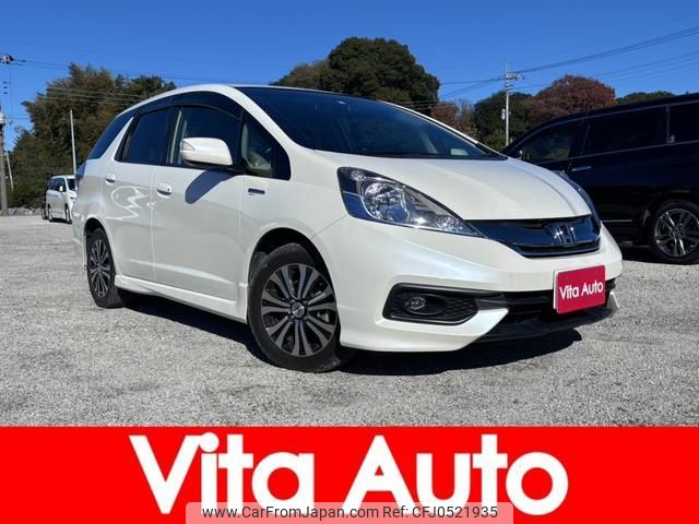 honda fit-shuttle-hybrid 2014 quick_quick_GP2_GP2-3207870 image 1