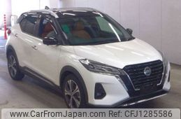 nissan kix 2022 -NISSAN--KIX 6AA-P15--P15-056720---NISSAN--KIX 6AA-P15--P15-056720-